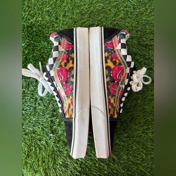 Vans Old Skool Leopard Print, Checked, and Rose True White-Size: 9(M) 10.5(W) - Picture 8 of 11